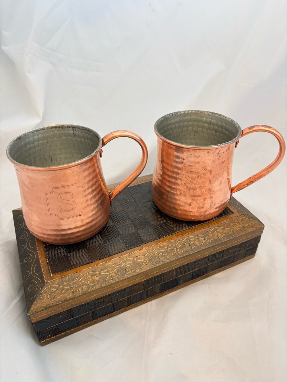 Set Williams Sonoma Hammered Copper over  Tin Moscow Mule Mug with Monogram S